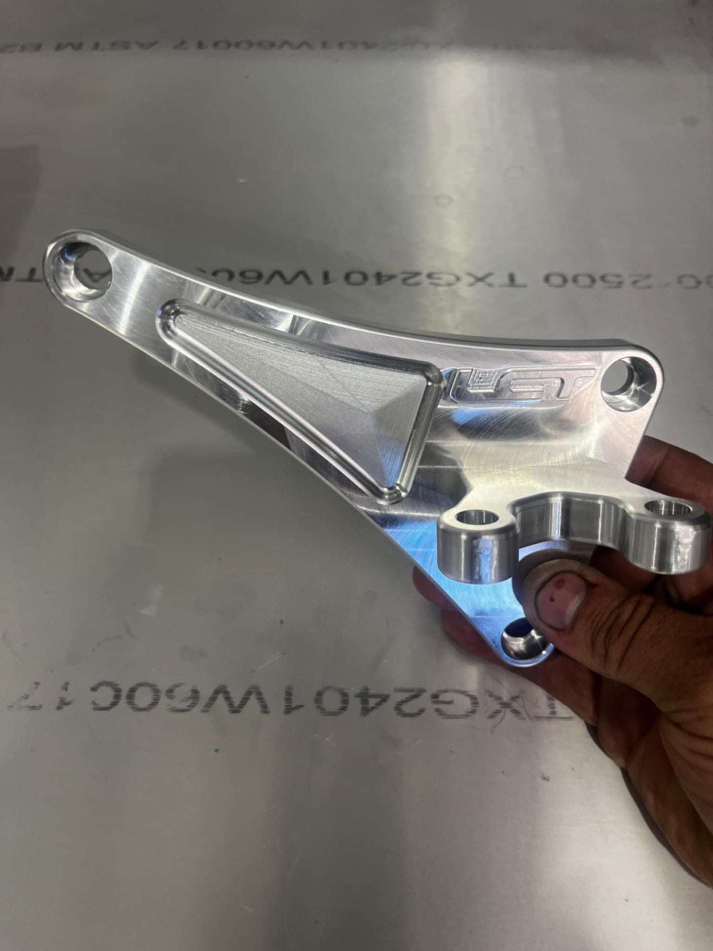 LCT BBC 4" Clear view filter bracket